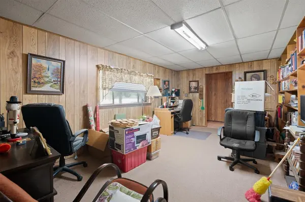 665 Hcr 1432, Covington, TX 76636