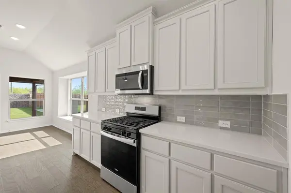 10809 Rothland Street, Fort Worth, TX 76036