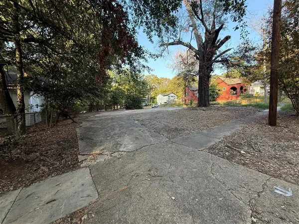 2916 Gilbert Drive, Shreveport, LA 71104