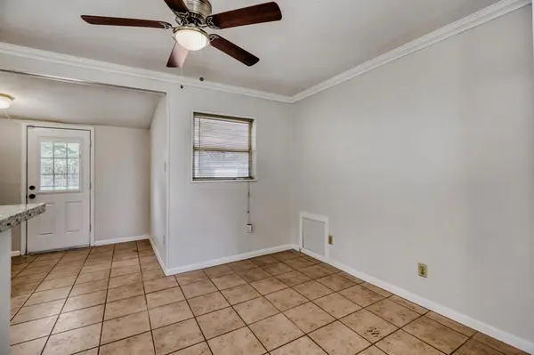 1017 Hoke Smith Drive, Dallas, TX 75224