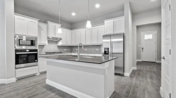 10825 BLOODSTONE Drive, Fort Worth, TX 76036