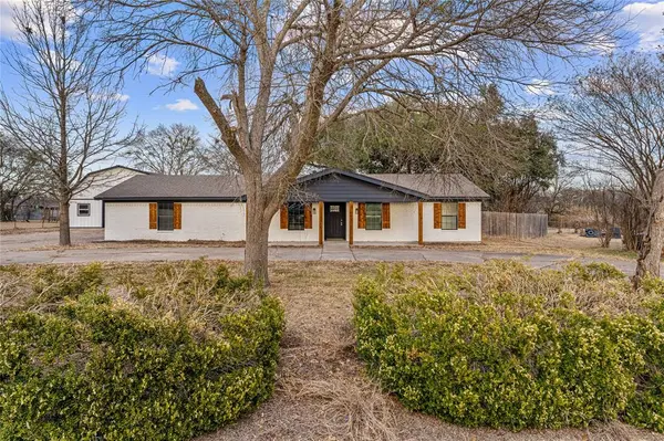 903 S Old Temple Road,  Lorena,  TX 76655