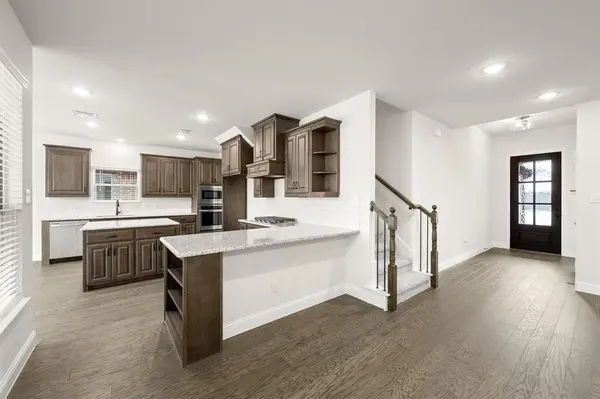 318 Bowrider Lane, Granbury, TX 76049