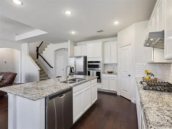 3013 Spring Creek Trail, Celina, TX 75078