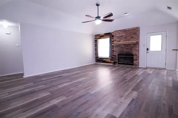 812 Mockingbird Street, Bonham, TX 75418