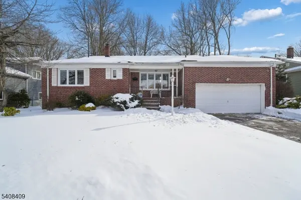 20 Archbridge Ln, Springfield Twp., NJ 07081