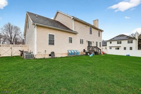 127 Churchill Ave, Franklin Twp., NJ 08873