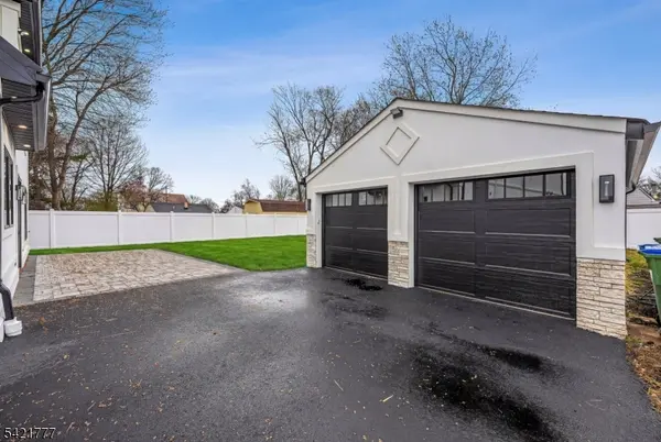 6 E Knollwood Rd, Edison Twp., NJ 08817