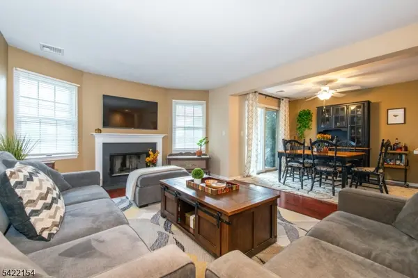 117 Quartz Ln #117, Paterson City, NJ 07501