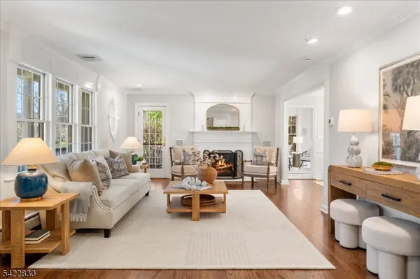 58 Rolling Hill Dr, Chatham Twp., NJ 07928