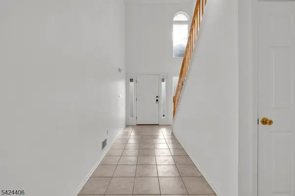 48 Edgefield Dr, Parsippany-troy Hills Twp., NJ 07950