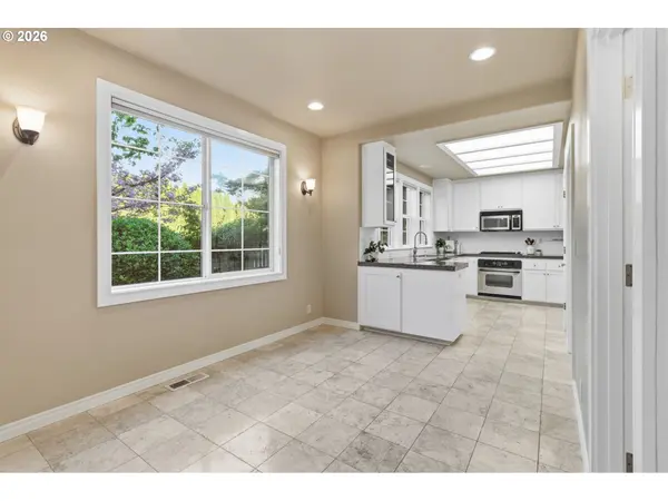 482 COVEY LN, Eugene, OR 97401