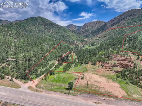 6085 Wellington RD, Cascade, CO 80809