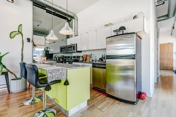 43 Hanna AVE #701, Toronto C01, ON M6K 1X1