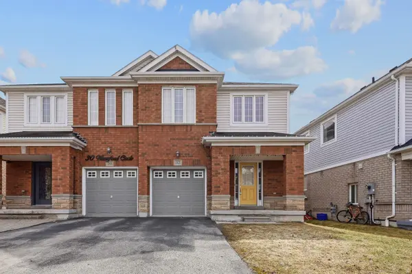 32 Warnford CIR, Ajax, ON L1T 0J6