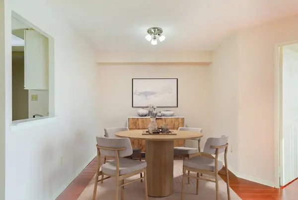 3 Greystone Walk DR #525, Toronto E04, ON M1K 5J4