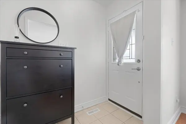 88 Mainland CRES, Vaughan, ON L6A 3G4