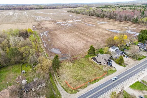 28 Brentwood RD, Essa, ON L0M 1B2