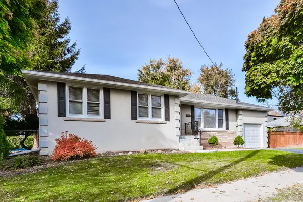 2063 HIXON ST, Oakville, ON L6L 1S9