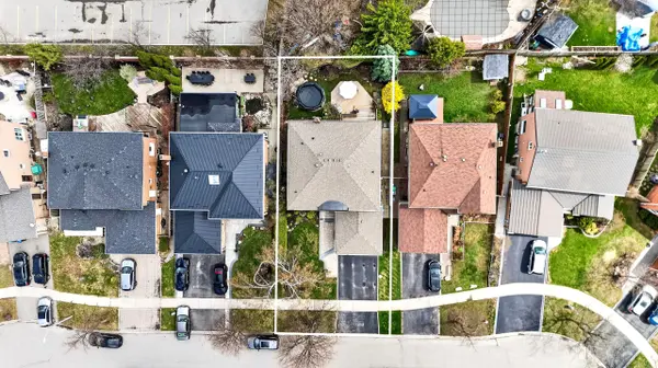 52 Nottingham CRES, Brampton, ON L6S 4G4