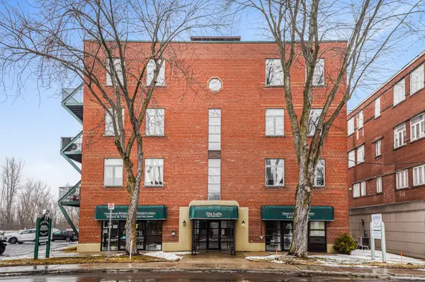 225 Main ST W, Hawkesbury, ON K6A 3R7