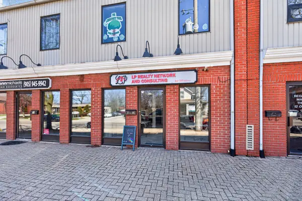 14 Ontario ST #3, Grimsby, ON L3M 3G9