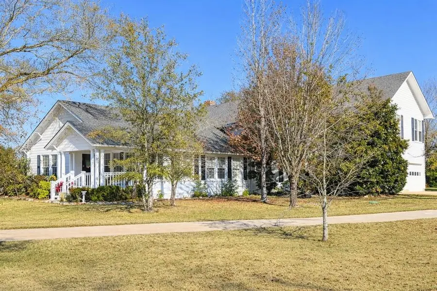 20272 County Road 4126, Lindale, TX 75771