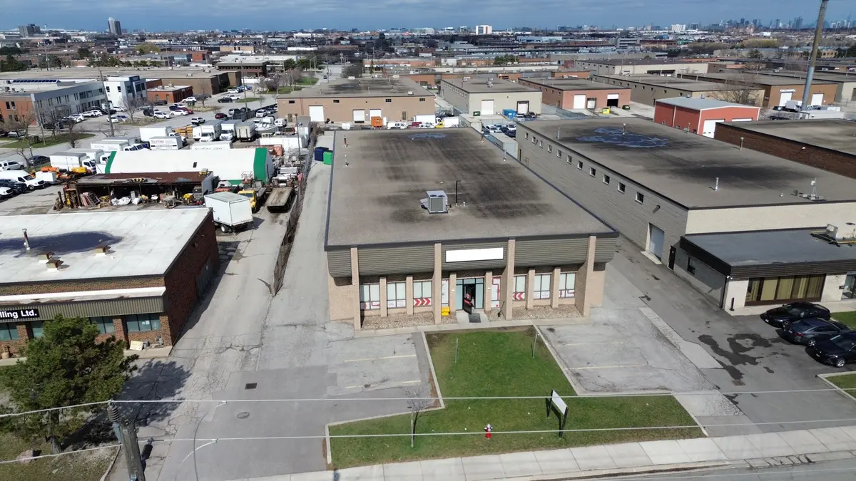 5235 Timberlea BLVD, Mississauga, ON L4W 2S3