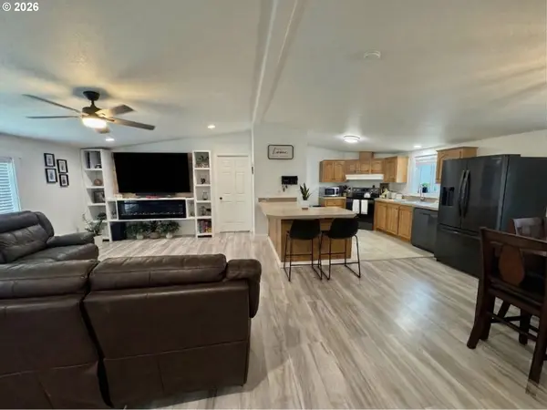 1735 NE 3rd PL, Hermiston, OR 97838