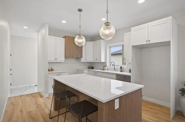 23 Gleneagles ST, Niverville, MB R0A 0A1