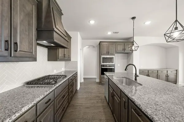 3438 Arbor Grove Trail, Midlothian, TX 76065