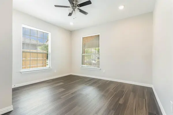 1030 N Bishop Avenue #Unit B, Dallas, TX 75208