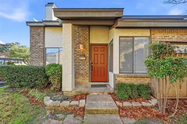 821 Dublin Drive #211, Richardson, TX 75080