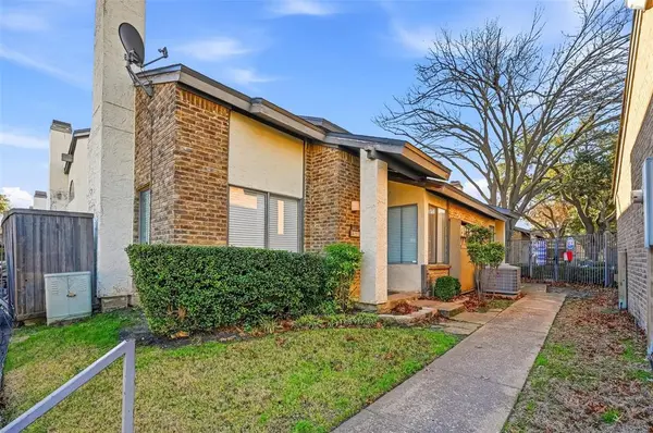 821 Dublin Drive #211, Richardson, TX 75080