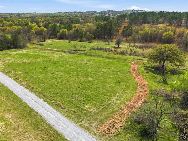 2548 County Road 2690, Alvord, TX 76225