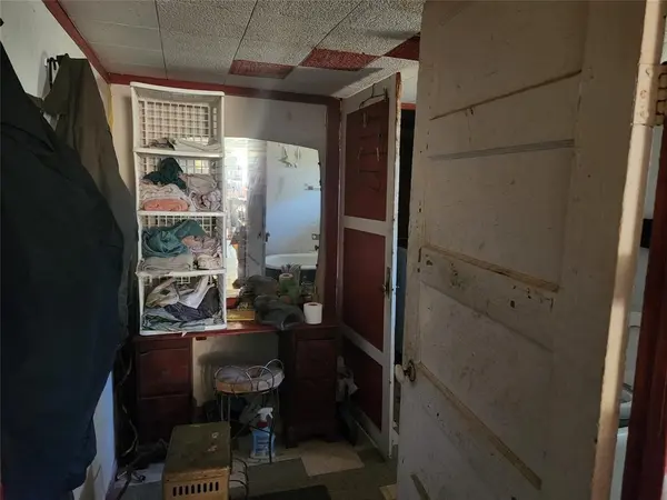 408 E Main Street, Wolfe City, TX 75496