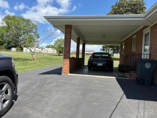 7116 Peachtree RD, Lynchburg, VA 24502