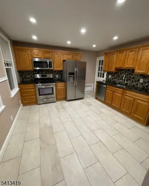 169 Walnut St, Bloomfield Twp., NJ 07003