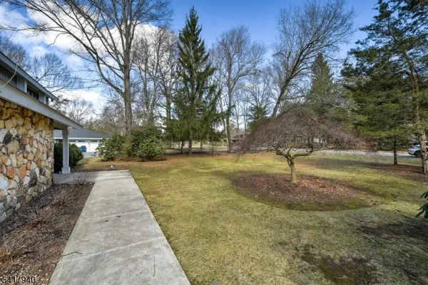 45 Birchwood Ln, Boonton Twp., NJ 07005