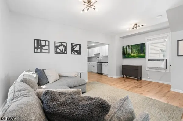 117 Argyle Pl, Kearny Town, NJ 07032