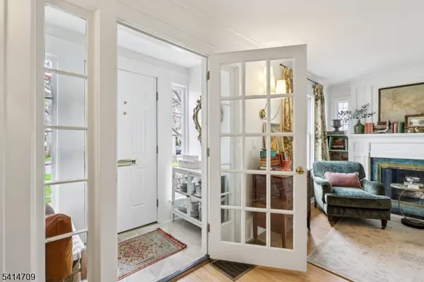 418 Colonial Ave, Westfield Town, NJ 07090