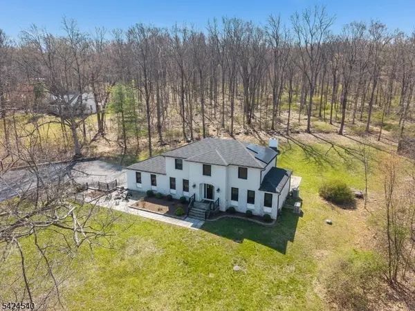 64 Lindbergh Rd, East Amwell Twp., NJ 08551