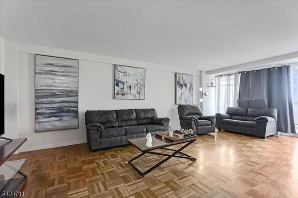 90 Prospect Ave, Hackensack City, NJ 07601