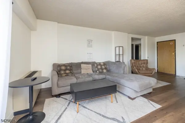 10 N Wood Ave #706, Linden City, NJ 07036