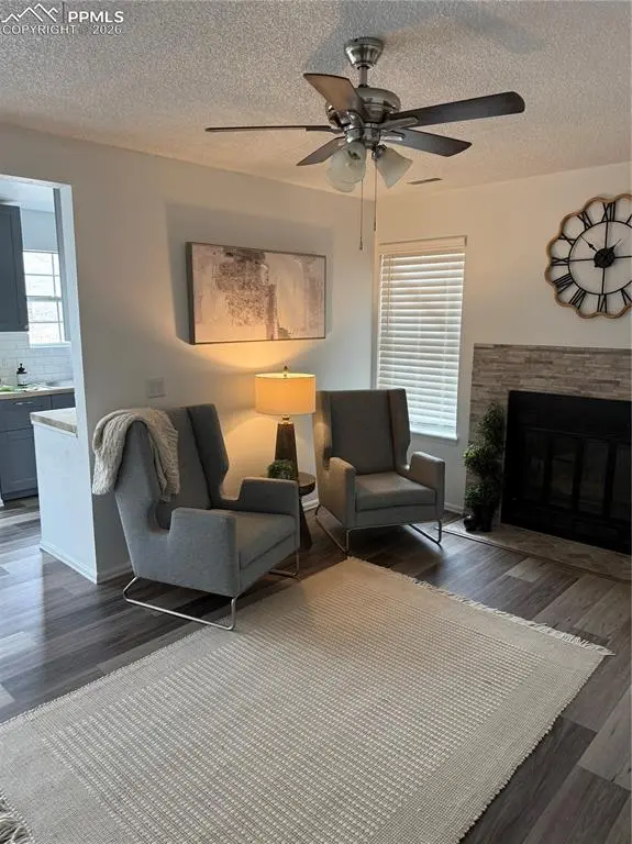 2105 Troy CT, Colorado Springs, CO 80918