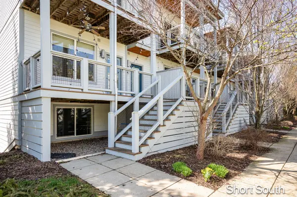 2090 Celadon DR NE, Grand Rapids Twp, MI 49525