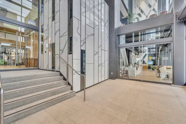 488 University AVE #4506, Toronto C01, ON M5G 0C1