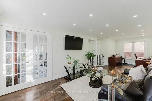 25 Sir Lancelot CT, Caledon, ON L7E 1N3