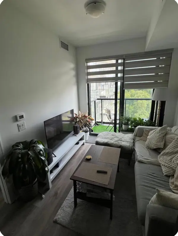 86 Dundas ST E #601, Mississauga, ON L5A 1W4