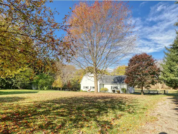 17248 Wyton DR, Thames Centre, ON N0M 2P0